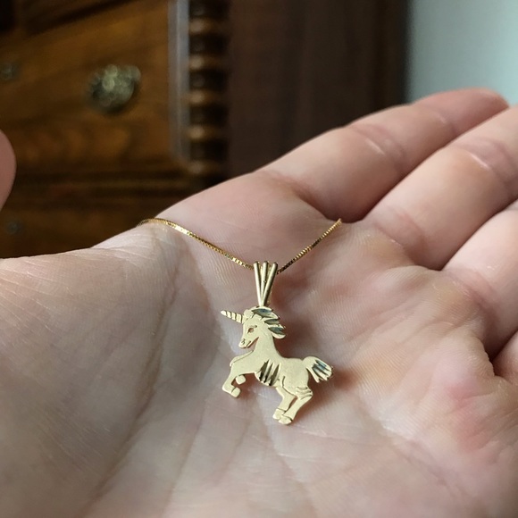 Multiple Accessory Necklaces - Picture 2 of 9